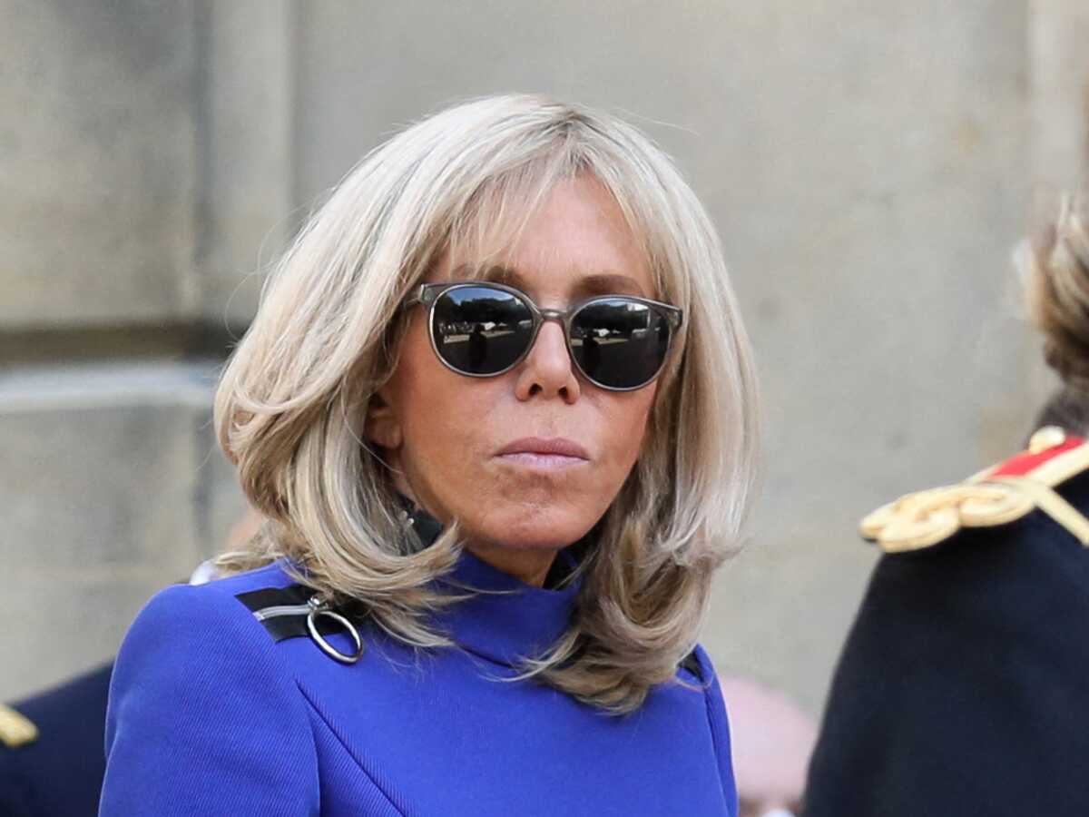 Brigitte Macron : face à la polémique sur son budget maquillage, le directeur de son cabinet fait une mise au point