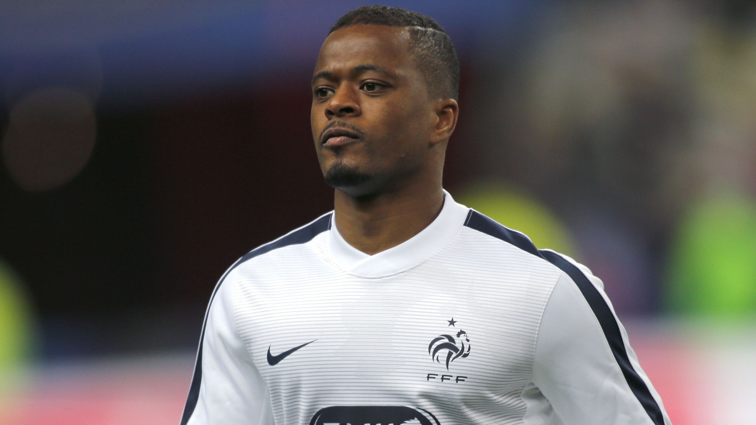 Photos Patrice Evra Papa Pour La Troisieme Fois Le Footballeur Partage D Adorables Cliches De Son Bebe Voici