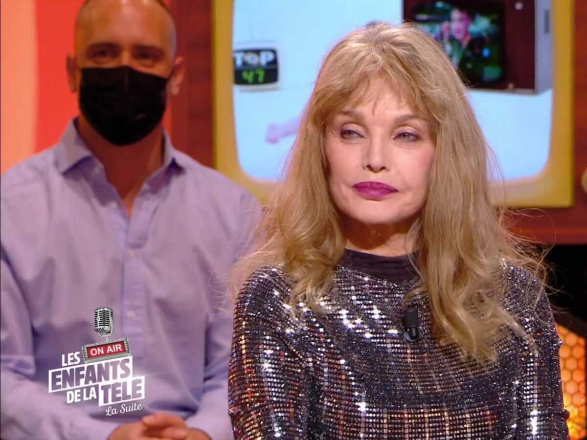 VIDEO Arielle Dombasle : cette mimique que Bernard Henri-Lévy déteste