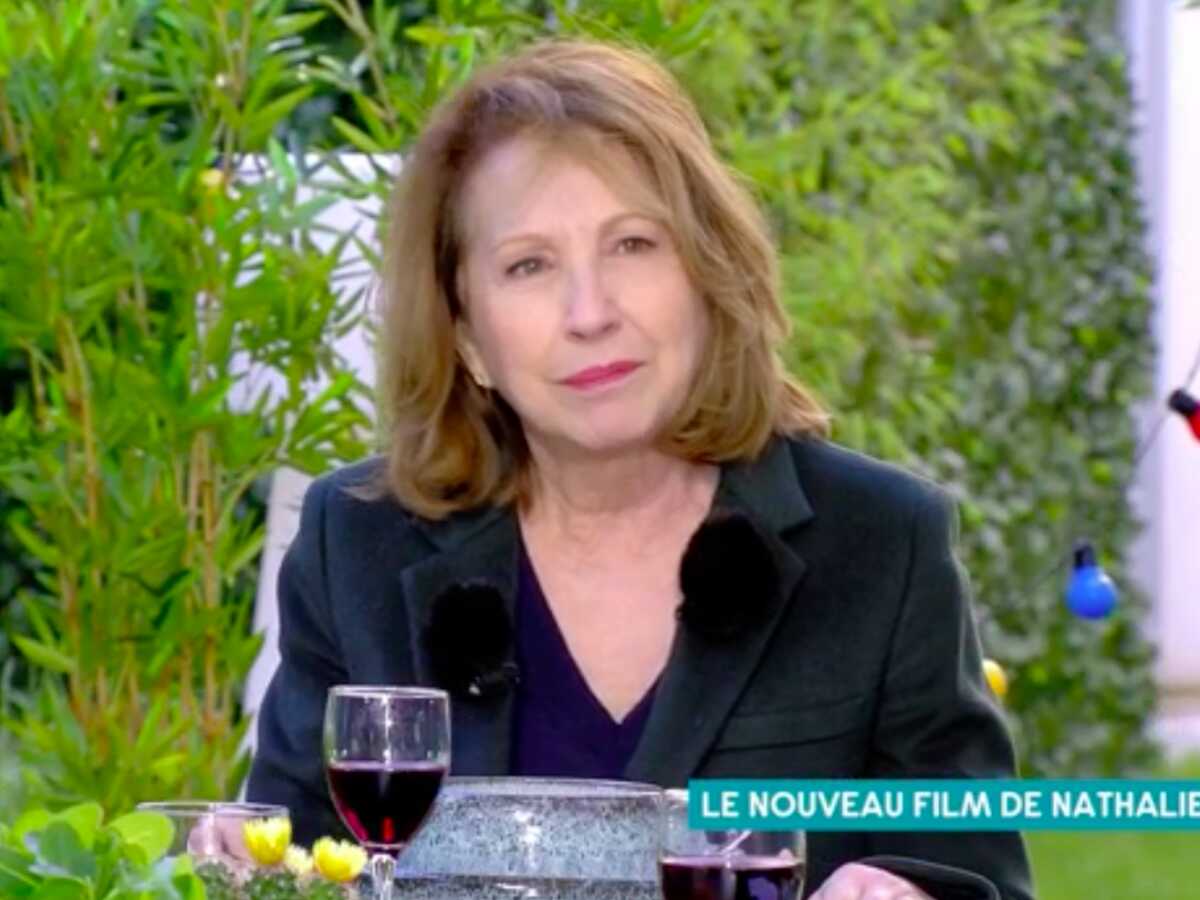 VIDEO Je suis moche : Nathalie Baye choquée par des images d'archives diffusées dans C à vous