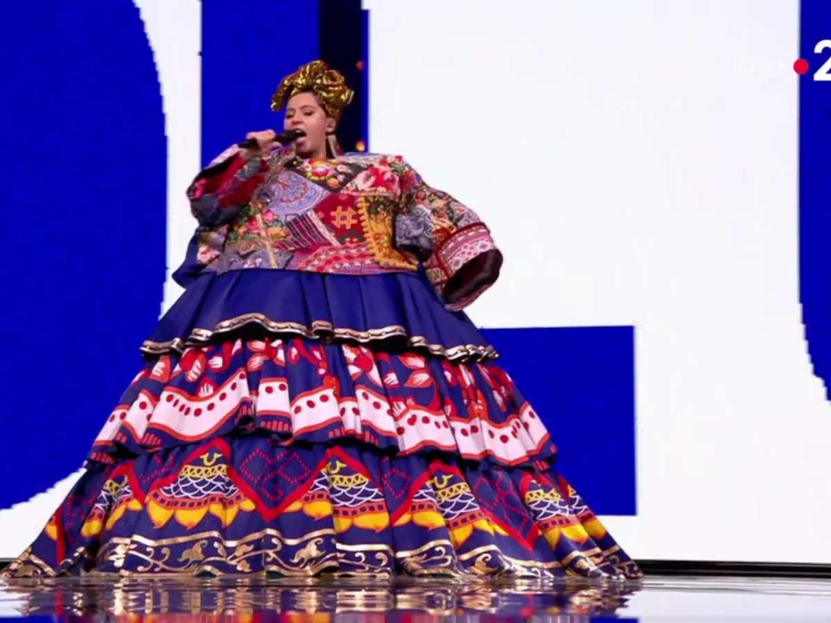 VIDEO Eurovision 2021 : les internautes sans voix devant la tenue de Manizha, la candidate russe