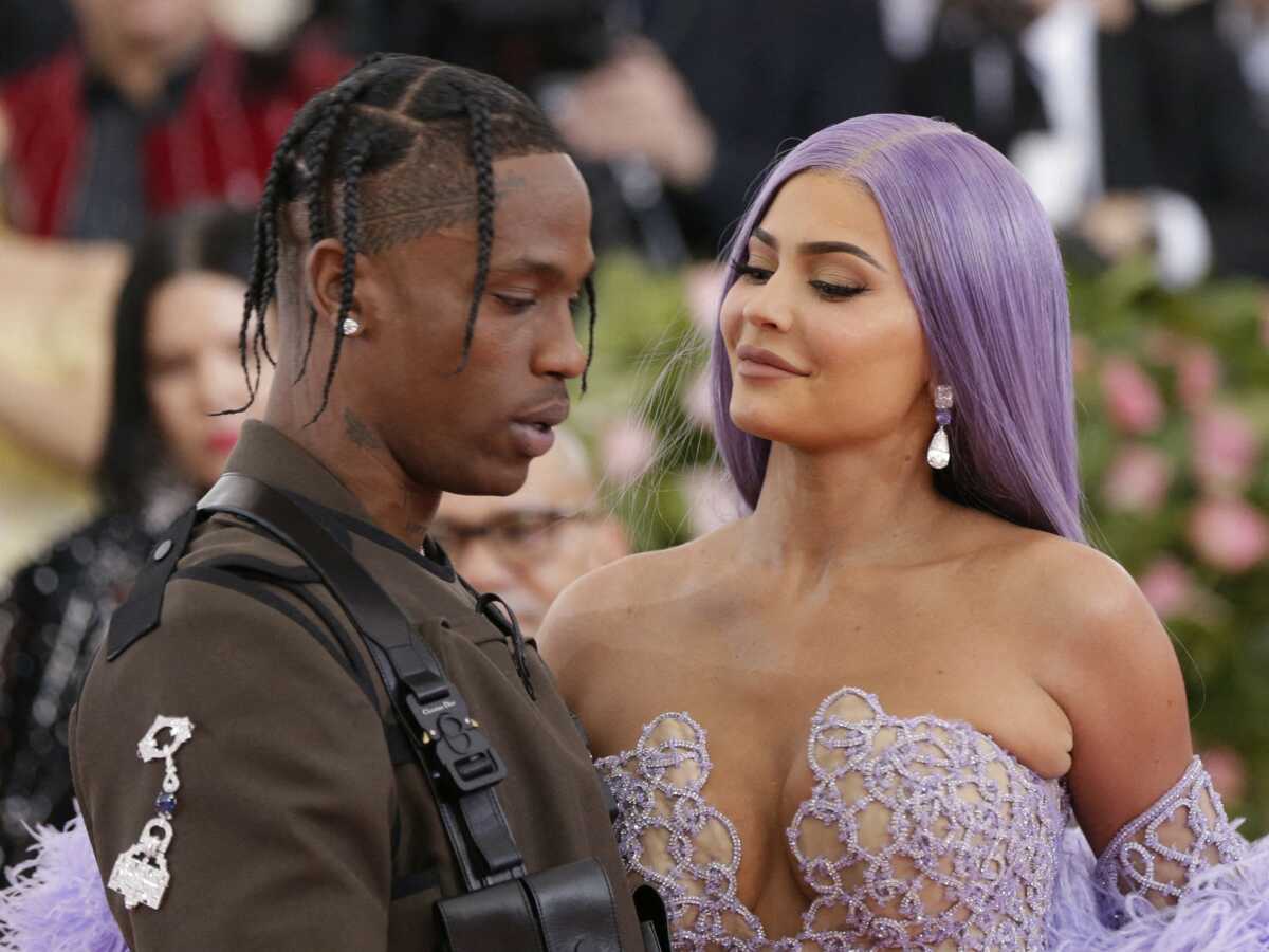 Kylie Jenner de nouveau en couple avec Travis Scott : cette condition très étonnante qu'elle a acceptée