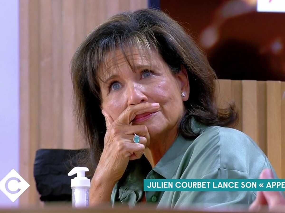 VIDEO Anne Sinclair : gênée par un projet de Julien Courbet, elle l’interpelle dans C à vous