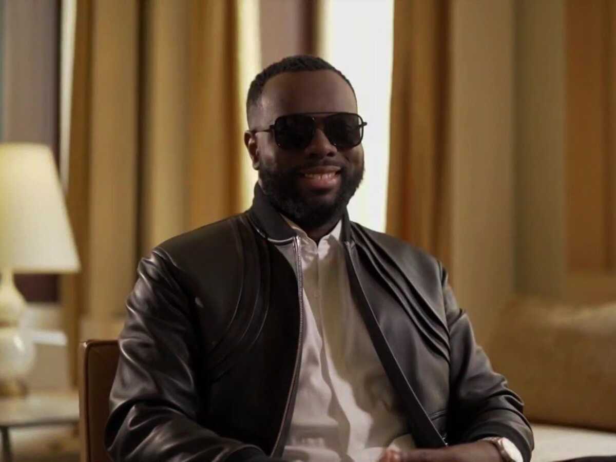 Maître Gims invité de Sept à huit : il refuse de retirer ses lunettes face à Audrey Crespo-Mara et explique pourquoi