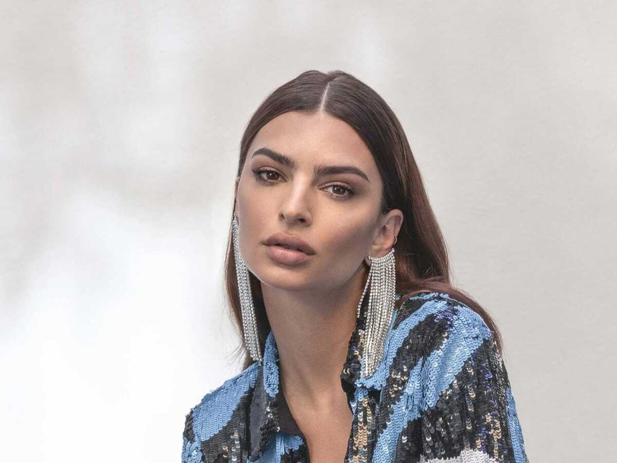 PHOTOS Emily Ratajkowski en bikini avec son bébé dans les bras, elle choque les internautes