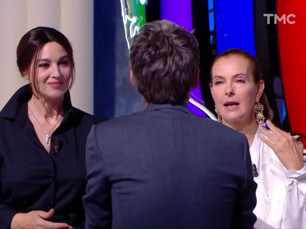 Vous ne risquez rien ! : Carole Bouquet rembarre Yann Barthès, qui lui propose du gel hydroalcoolique dans Quotidien