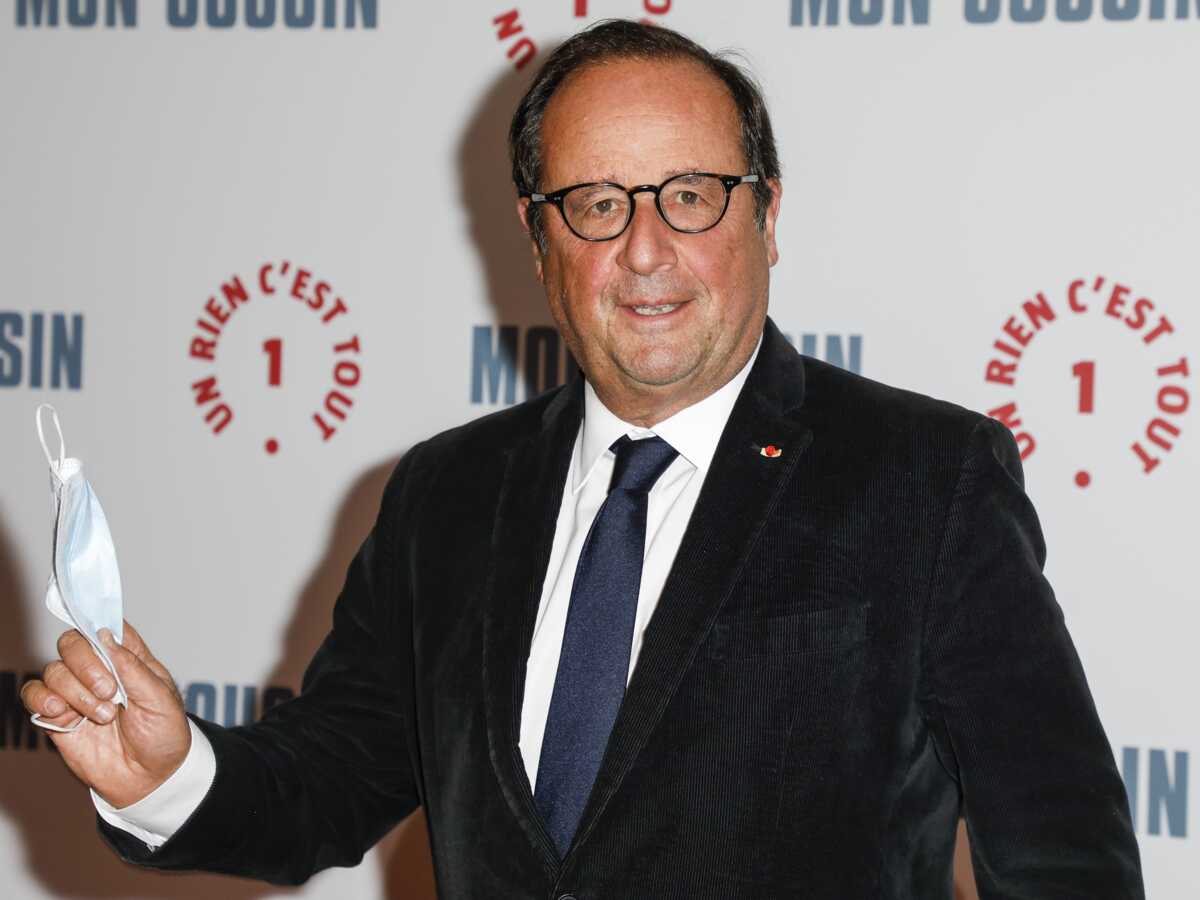 PHOTOS François Hollande en plein moment festif : l'ancien président trinque avec des lycéens