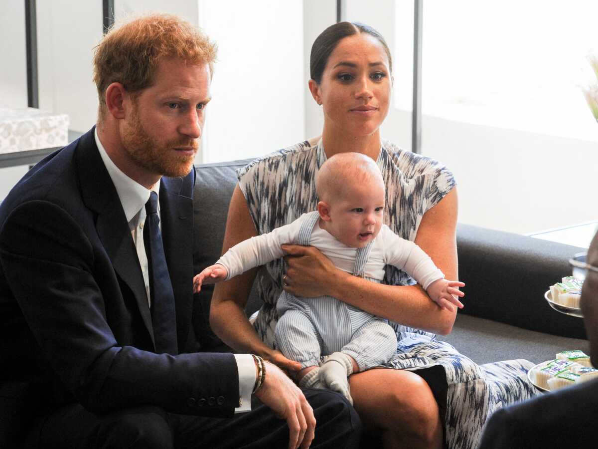 Archie de retour en Angleterre pour la première fois ? Il pourrait accompagner le prince Harry