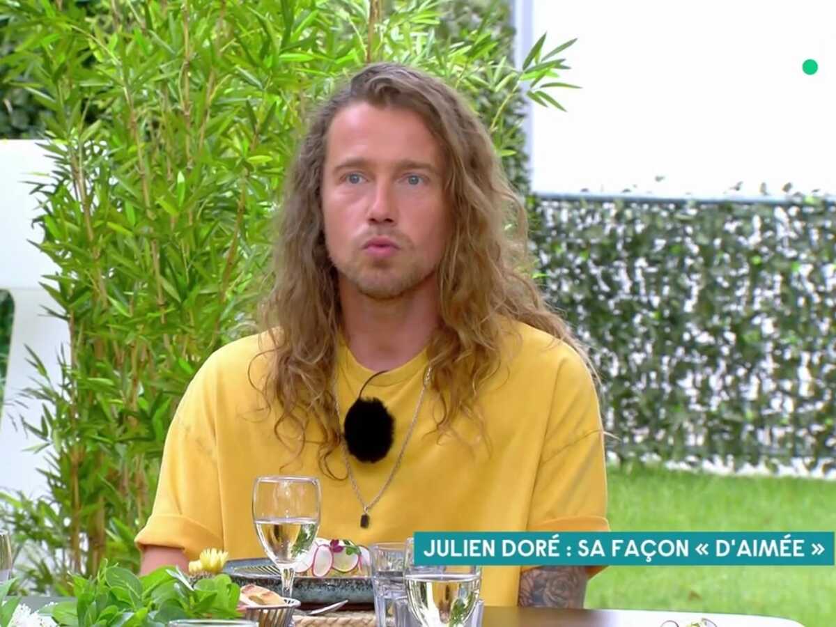 VIDEO C à vous : un sosie de Julien Doré lui fait une folle proposition