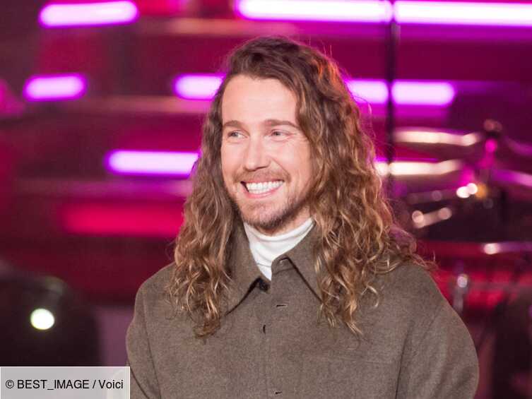 Julien Dore Elle Est Pas Belle La Vie Julien Doré ému : une célèbre actrice de télévision dont il était