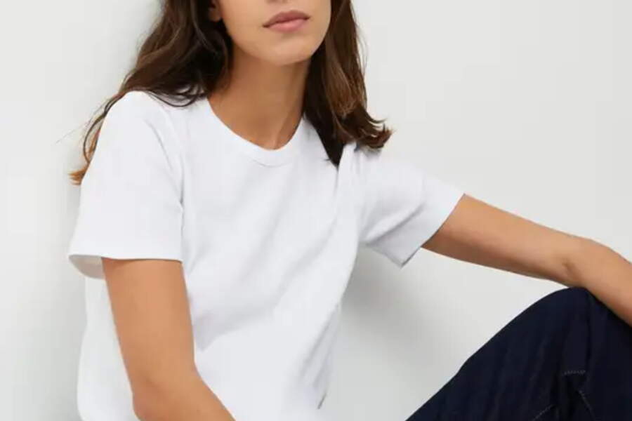 Les plus beaux tee-shirts basiques à partir de 3 euros - Voici