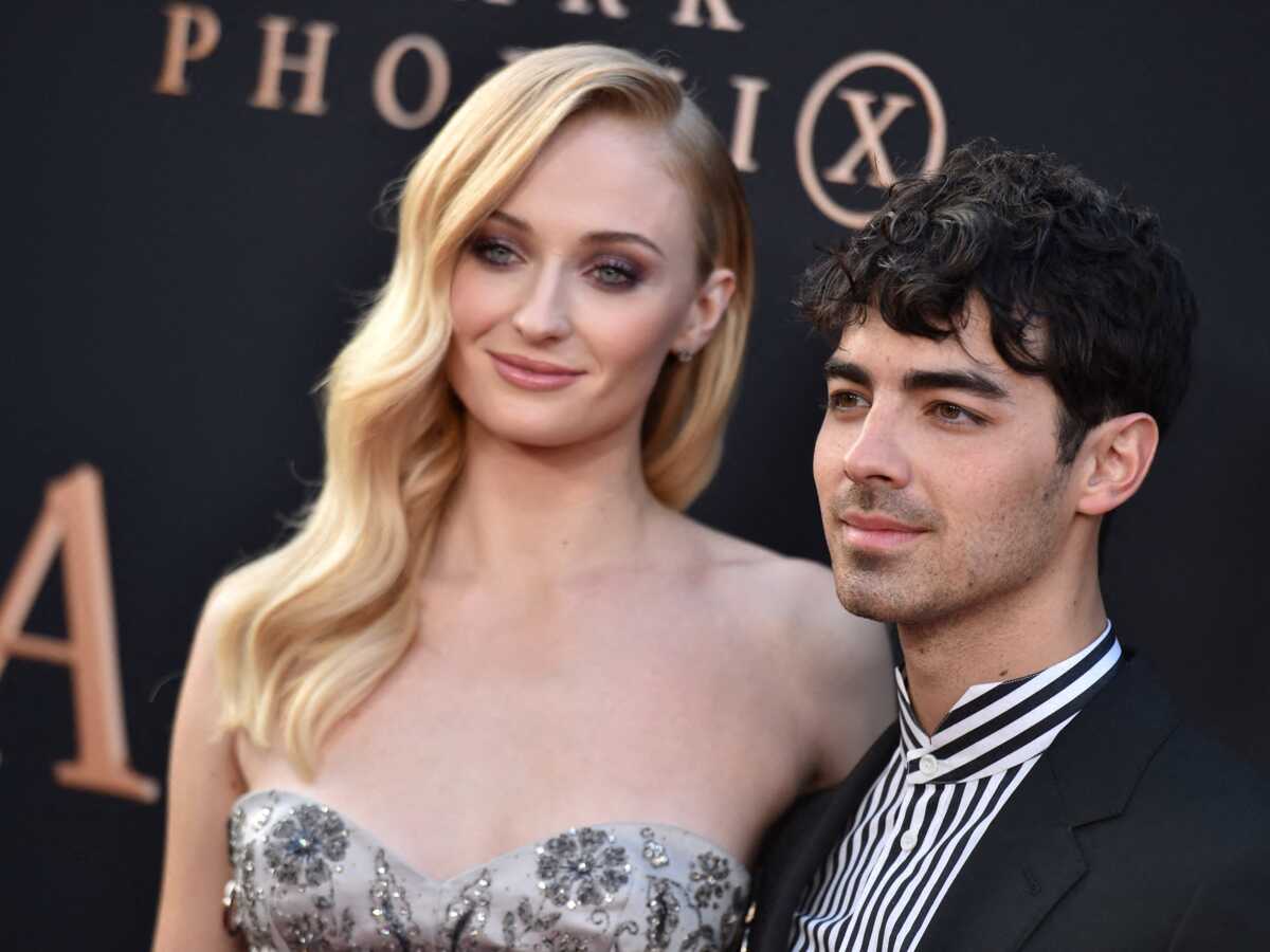 PHOTOS Sophie Turner et Joe Jonas dévoilent de nouveaux sublimes clichés pour leur anniversaire de mariage