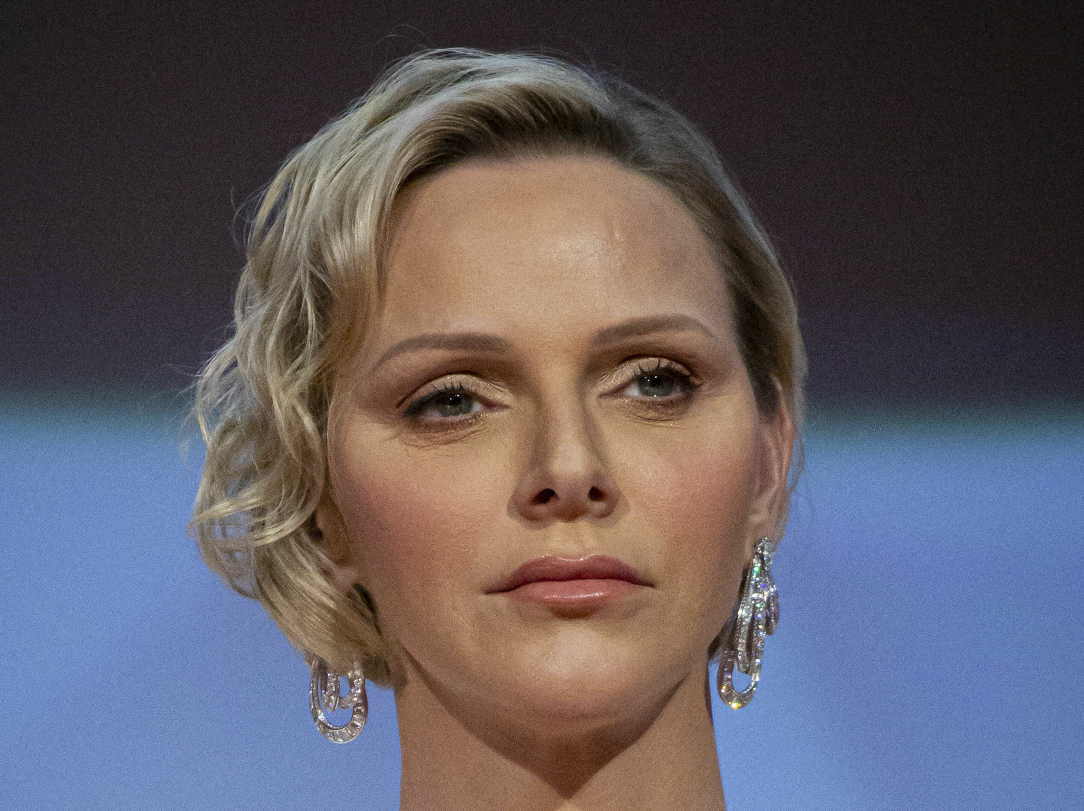 Photo Charlene De Monaco Apparait En Video Le Visage De La Princesse Est Meconnaissable Voici