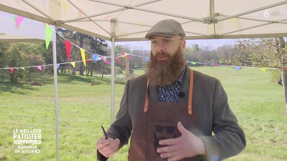 Video Le Meilleur Patissier Un Candidat Donne Une Forme Tres Particuliere A Son Gateau Les Internautes Sont Choques Voici
