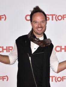 « Un nouveau Jarry » : avec son téléfilm inspiré de sa relation à son père, l'humoriste bouleverse les internautes