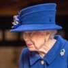 PHOTOS Elizabeth II marche avec une canne : ces clichés qui inquiètent les Britanniques - Voici