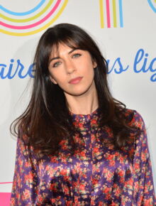 C Est Complique D Elever Un Enfant Nolwenn Leroy Fait De Rares Confidences Sur Sa Vie De Maman Voici