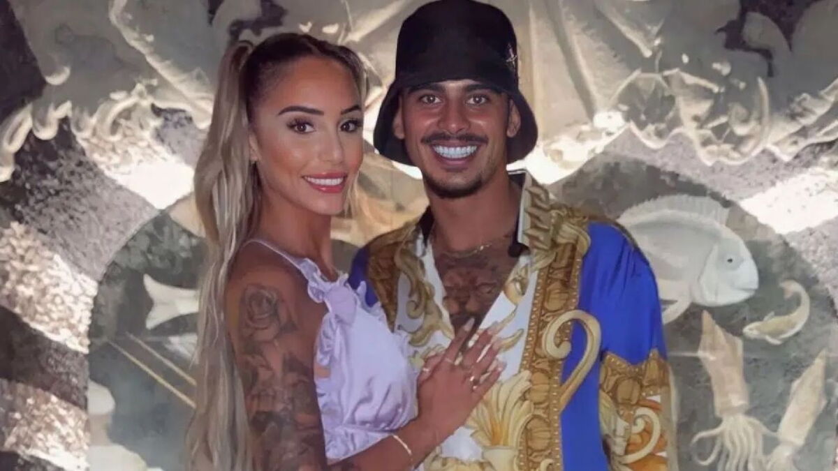 Greg Yega Et Melanie Orl Annoncent Leur Separation A Leurs Fans Et En Devoilent Les Raisons Voici Greg Yega Et Melanie Orl Annoncent Leur Separation A Leurs Fans Et En Devoilent Les Raisons Voici