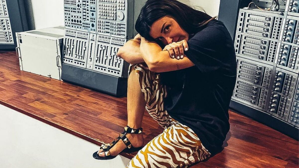 Sandales d'été : mollets larges, hallux valgus, pieds plats… notre guide  des chaussures à adopter selon votre morphologie - Voici