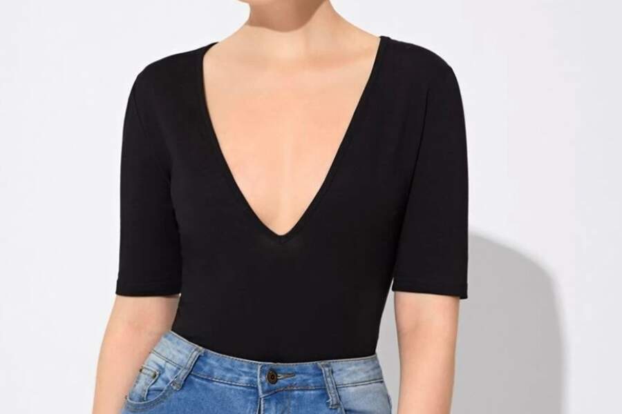 Tenue pour épaules larges