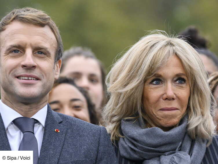 https://voi.img.pmdstatic.net/fit/https.3A.2F.2Fi.2Epmdstatic.2Enet.2Fvoi.2F2022.2F02.2F18.2Fb4531bbf-2fb4-4487-98eb-a54342a3912c.2Ejpeg/753x565/cr/wqkgU2lwYSAvIFZvaWNp/focus-point/2108%2C1178/photo-brigitte-et-emmanuel-macron-un-cliche-intime-du-couple-a-ete-devoile-et-un-detail-fait-beaucoup-reagir.jpg