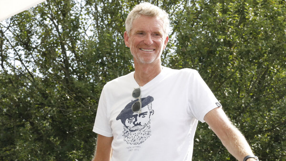 denis brogniart rencontre sa femme dans koh lanta