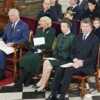 Messe pour le prince Philip : pourquoi Elizabeth II, Camilla et la princesse Anne portaient-elles du vert ? - Voici