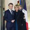 Emmanuel Macron : sa tendre déclaration à Brigitte lors de son meeting - Voici