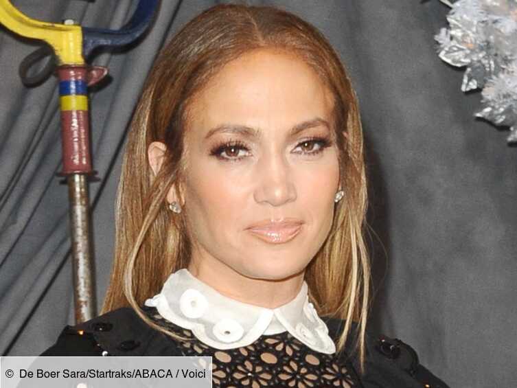 « J'avais une très faible estime de moi » : en larmes, Jennifer Lopez confie sa douleur d'avoir été snobée ...