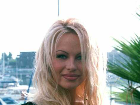 Pamela Anderson : l'évolution physique de la star avant et après Alerte à Malibu