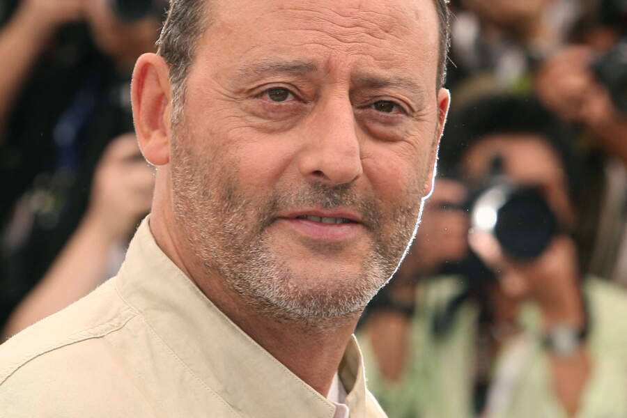 Voici L'évolution physique de Jean Reno Voici