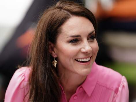 Kate Middleton pique-nique avec des enfants au Chelsea Flower Festival