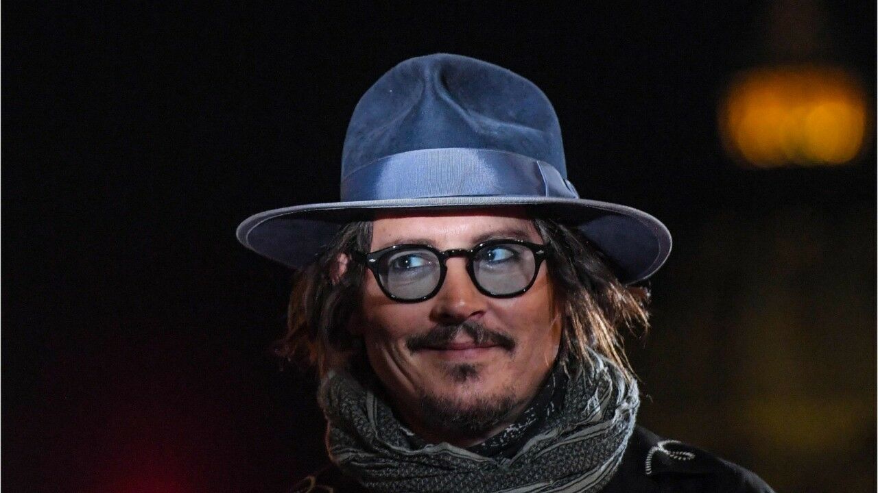 Comment S Appelle L Acteur De Jack Sparrow Pirates des Caraïbes : Johnny Depp révèle de qui il s'est inspiré pour le  personnage de Jack Sparrow - Voici