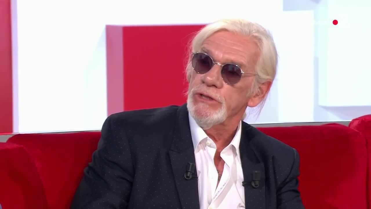Pierre Billon Ami De Johnny Hallyday VIDEO Pierre Billon : ce magnifique geste qu'il a fait pour aider Johnny  Hallyday dans son combat contre le cancer - Voici