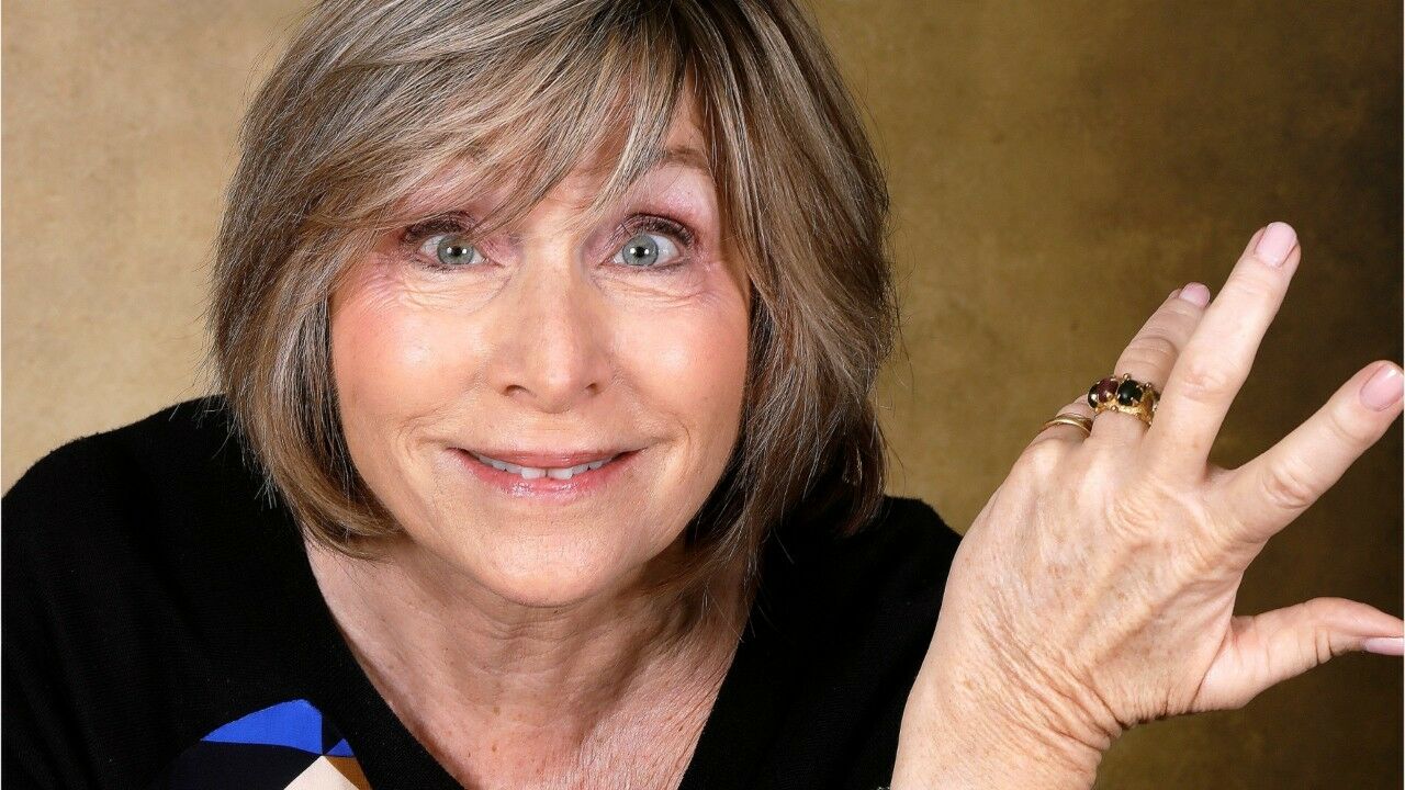 Charla Carter Nouvelle Coupe De Cheveux Charla Carter (Incroyables Transformations) : quelles sont ses relations  avec Cristina Cordula ? - Voici