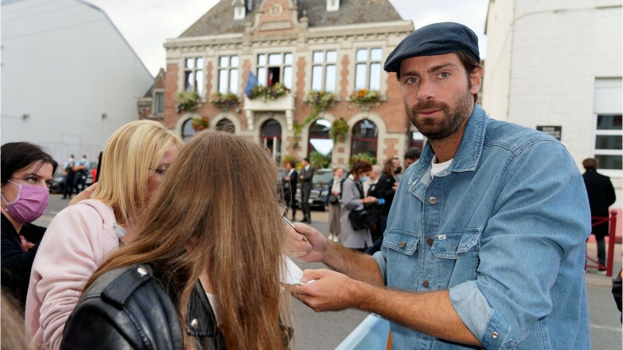 Tom Brusse Et Nadege Lacroix Tom Leeb odieux avec Nadège Lacroix sur le tournage de Sous le soleil ? Il  dément d'une étrange manière - Voici