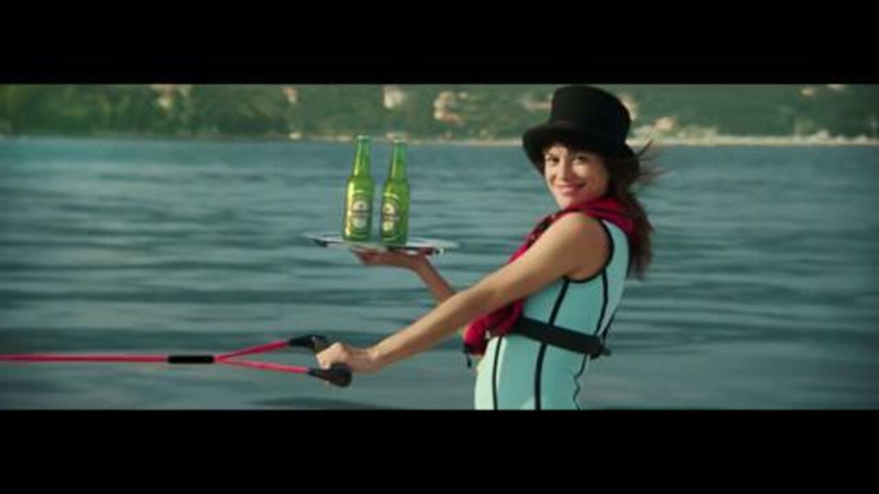 Elise Plus Belle La Vie Actrice Elise de Plus belle la vie devient James Bond Girl… le temps d'une pub avec  Daniel Craig - Voici