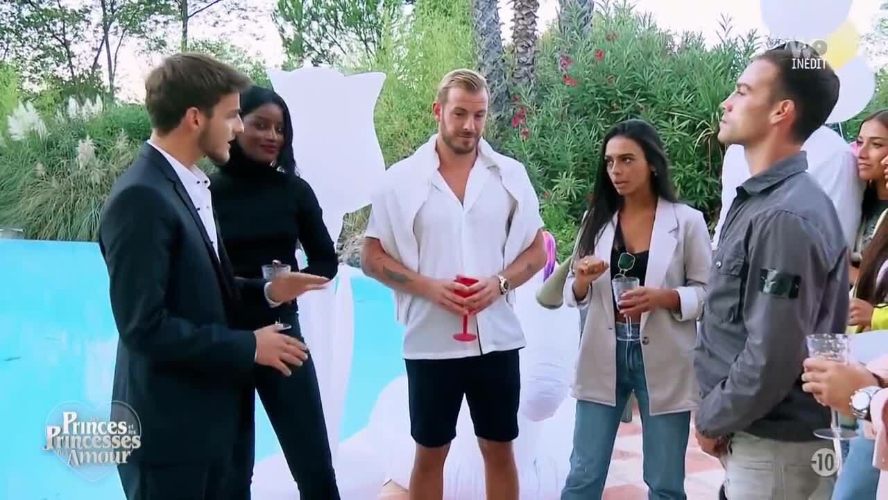 Video Simon Castaldi Dans Les Princes De L Amour Une Candidate Perturbee Pour Une Etonnante Raison Voici