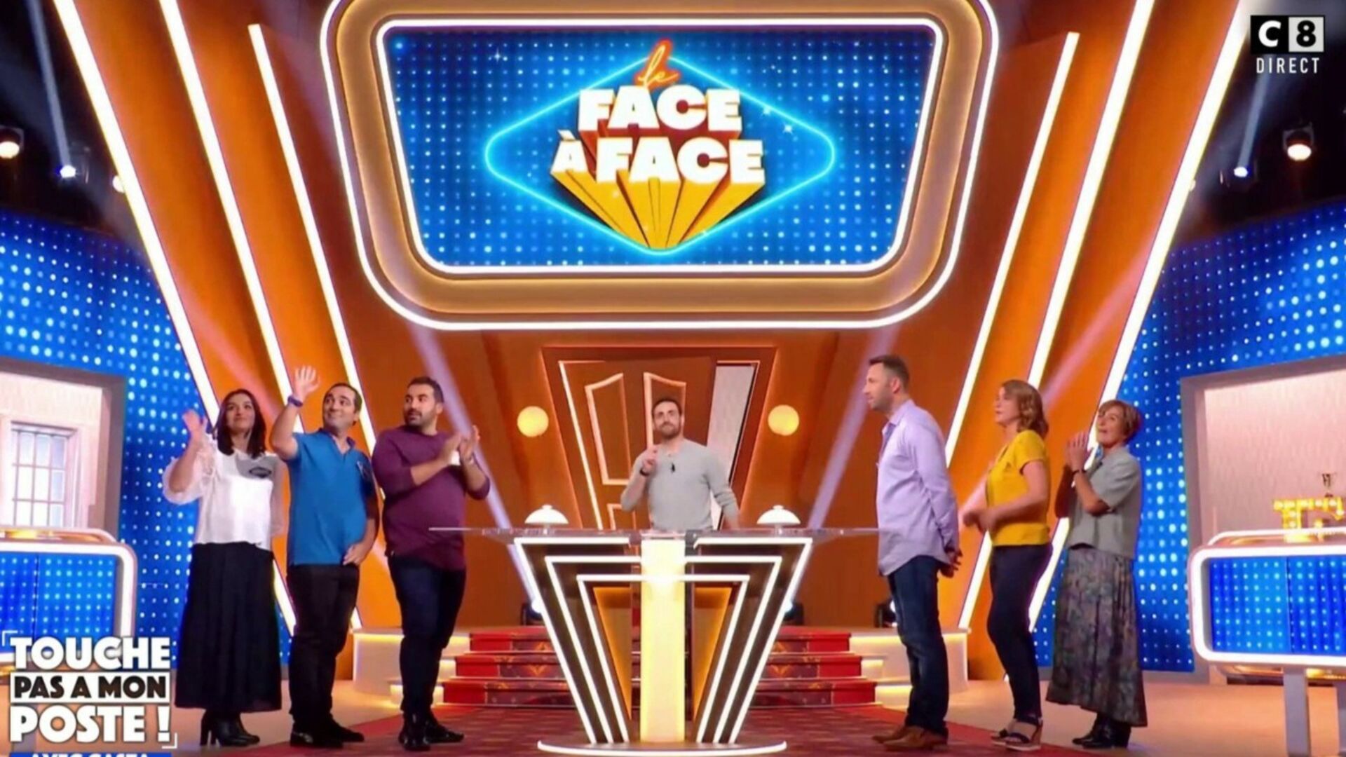 Eva Queen Famille En Or Une famille en or : les internautes perturbés par la ressemblance entre Kev  Adams et son frère - Voici