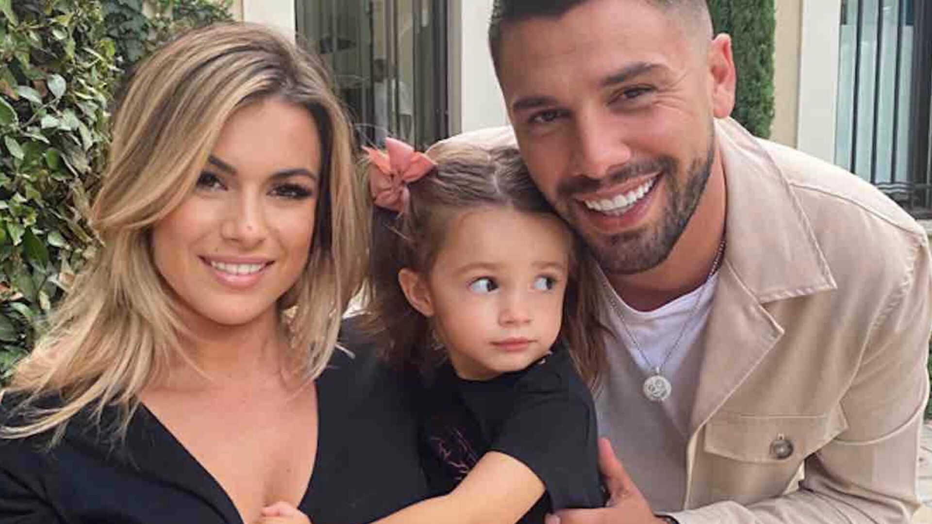 Carla Et Kevin Saison 2 Carla Moreau et Kevin Guedj séparés : Magali Berdah sort du silence et  donne son avis sur cette rupture - Voici