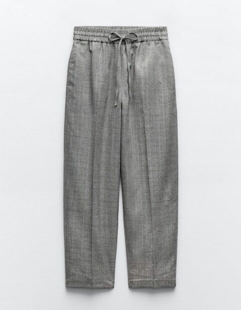 Pantalon de tailleur à taille élastique Zara, 32,95 euros