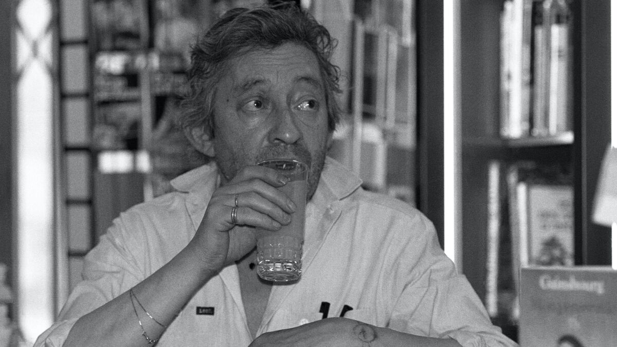 En Quelle Annee Est Mort Serge Gainsbourg Mort de Serge Gainsbourg il y a 30 ans : comment son héritage est-il  partagé ? - Voici