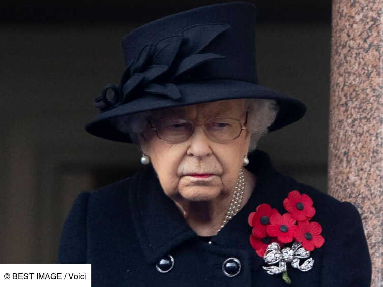 Elizabeth II la reine d’Angleterre inondée de lettres depuis l’interview de Meghan et Harry