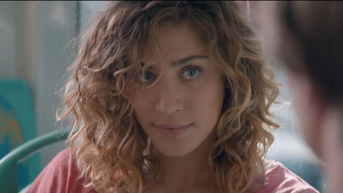 Qui Est Le Compagnon De Manon Azem Manon Azem (Un homme d'honneur) : qui est le célèbre compagnon de l'actrice  ? - Voici