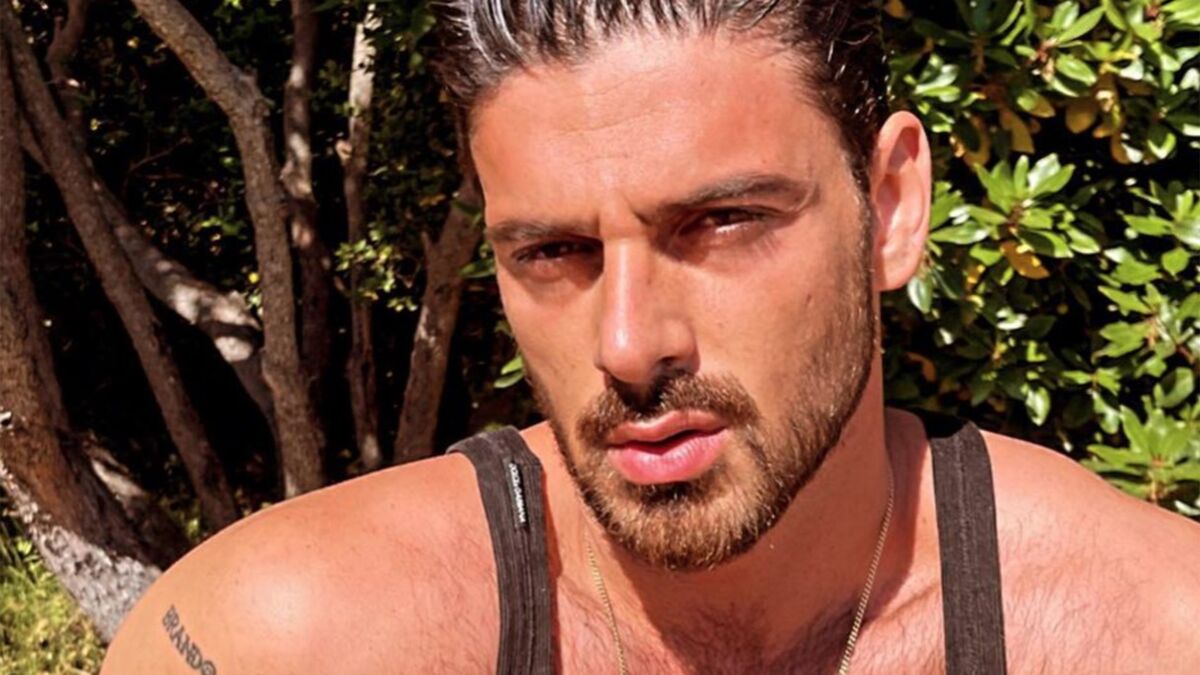 Michele Morrone Et Son Frère Michele Morrone (365 Jours) : torse nu au soleil, il fait fondre ses fans -  Voici