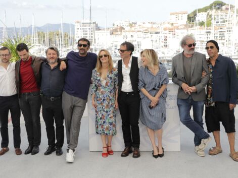 PHOTOS Festival de Cannes 2021 : Jules Benchetrit aux côtés de son père et de sa belle-mère