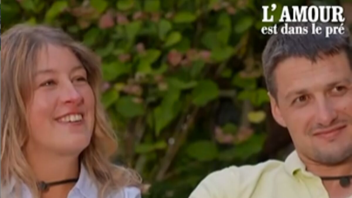 L Amour Est Dans Le Pre Laura Et Benoit Toujours En Couple Les Deux Tourtereaux Bientot Parents Voici
