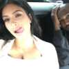 Kanye West supplie Kim Kardashian de revenir en plein concert - Voici