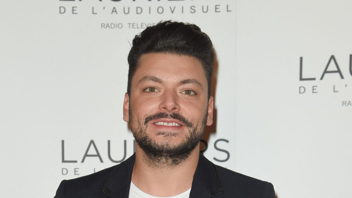 Pourquoi Les Gens N aime Pas Kev Adams Kev Adams révèle pourquoi le tournage du film Maison de retraite « a été  très compliqué » - Voici