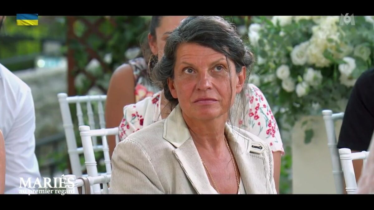 Nathalie Marié Au Premier Regard VIDEO Caroline (MAPR 6) : sa mère vivement critiquée pour sa réaction après  le « oui » de sa fille - Voici